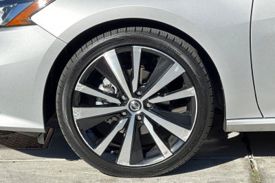 2022 Nissan Altima SR FWD