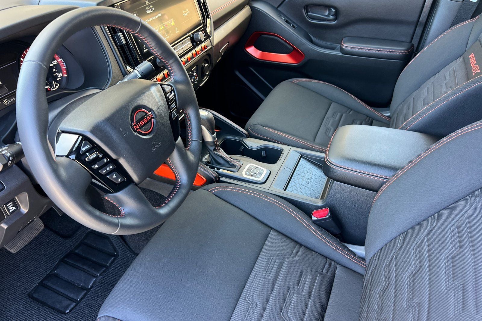 2026 Nissan Frontier Crew Cab PRO-4X 4x4