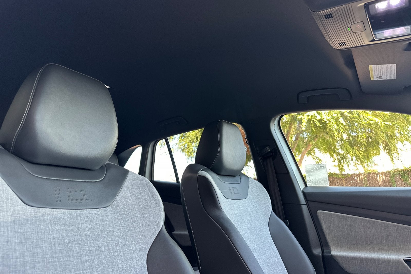2024 Volkswagen ID.4 Pro