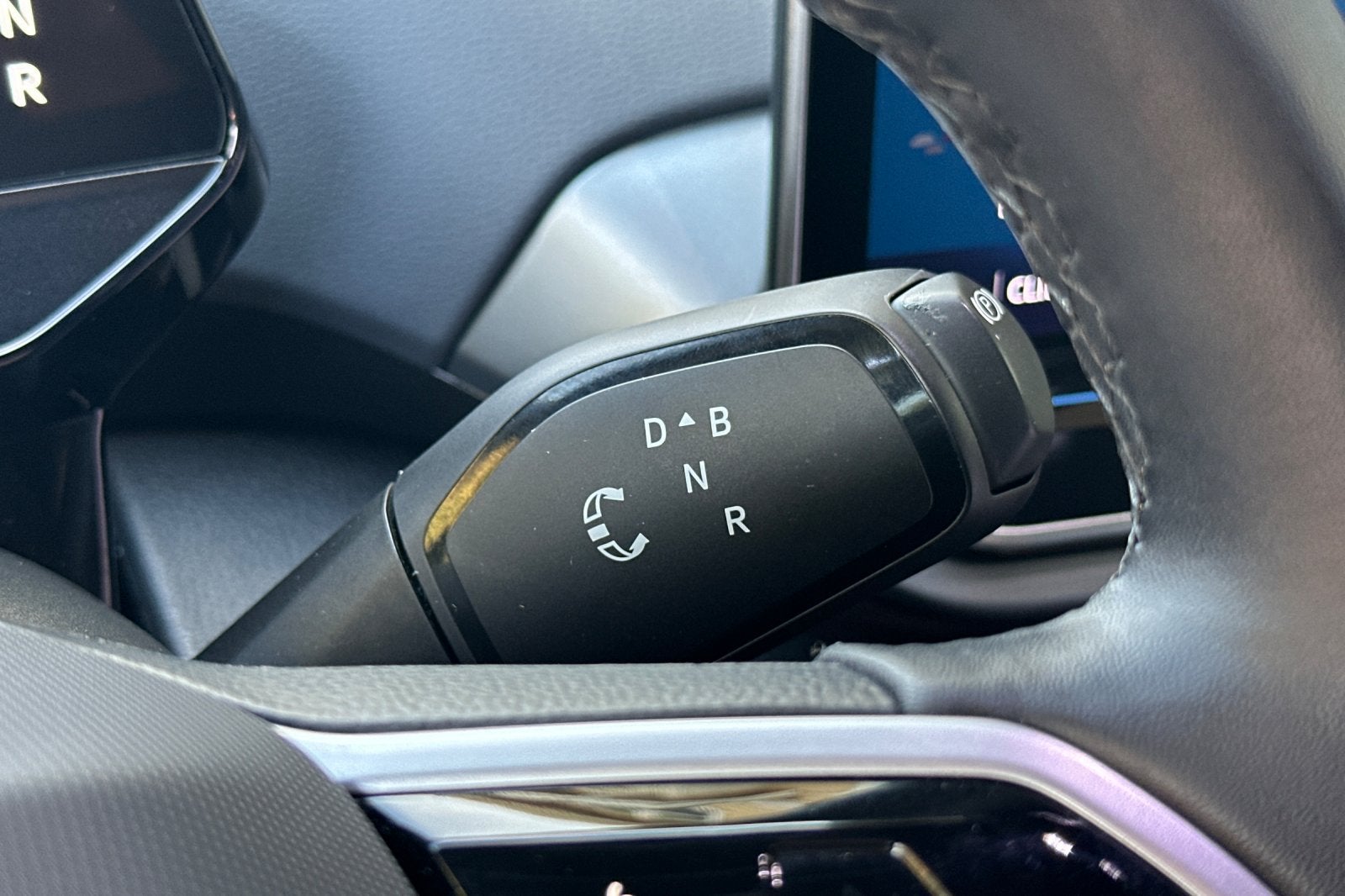 2024 Volkswagen ID.4 Pro