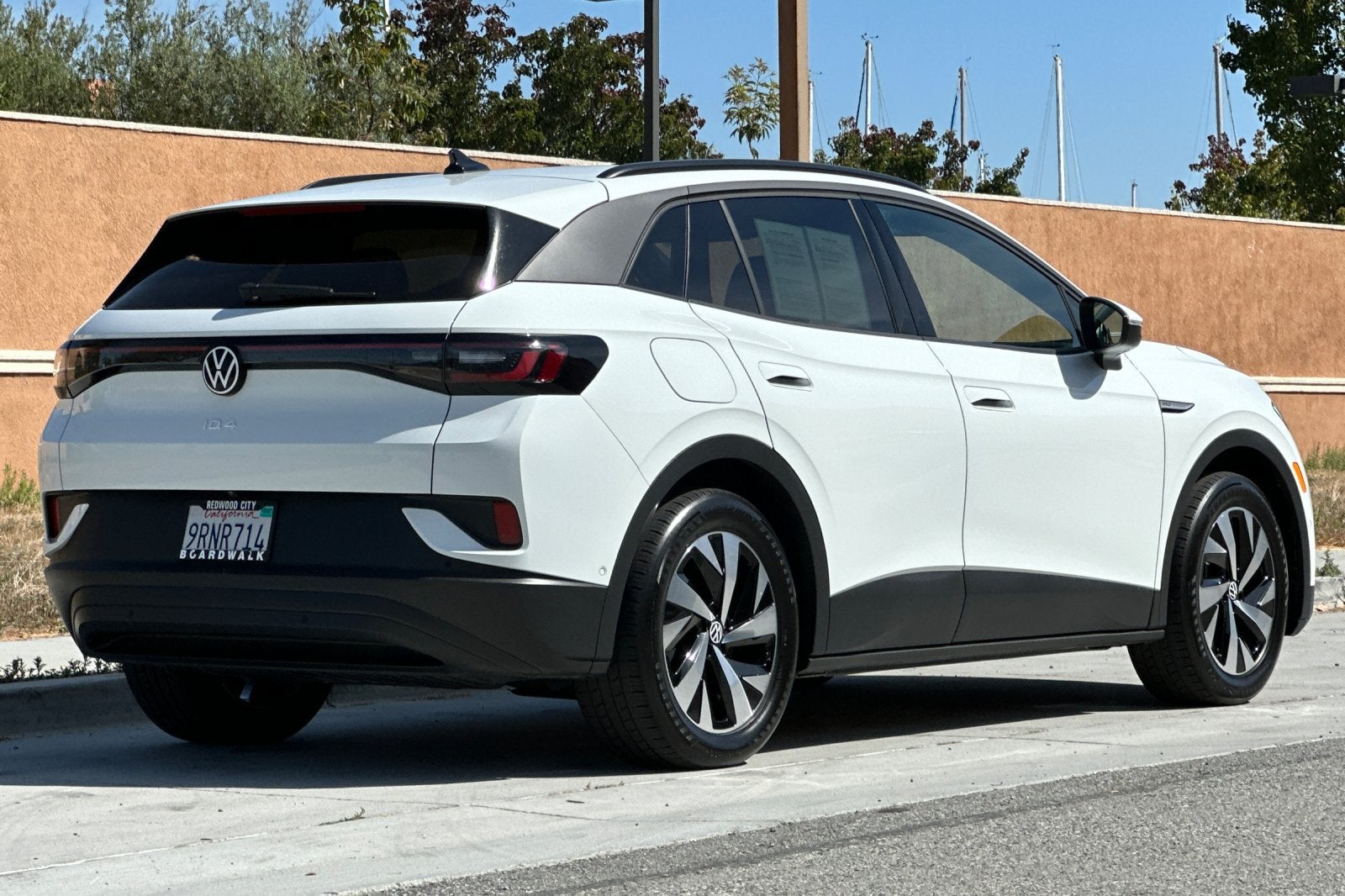 2024 Volkswagen ID.4 Pro
