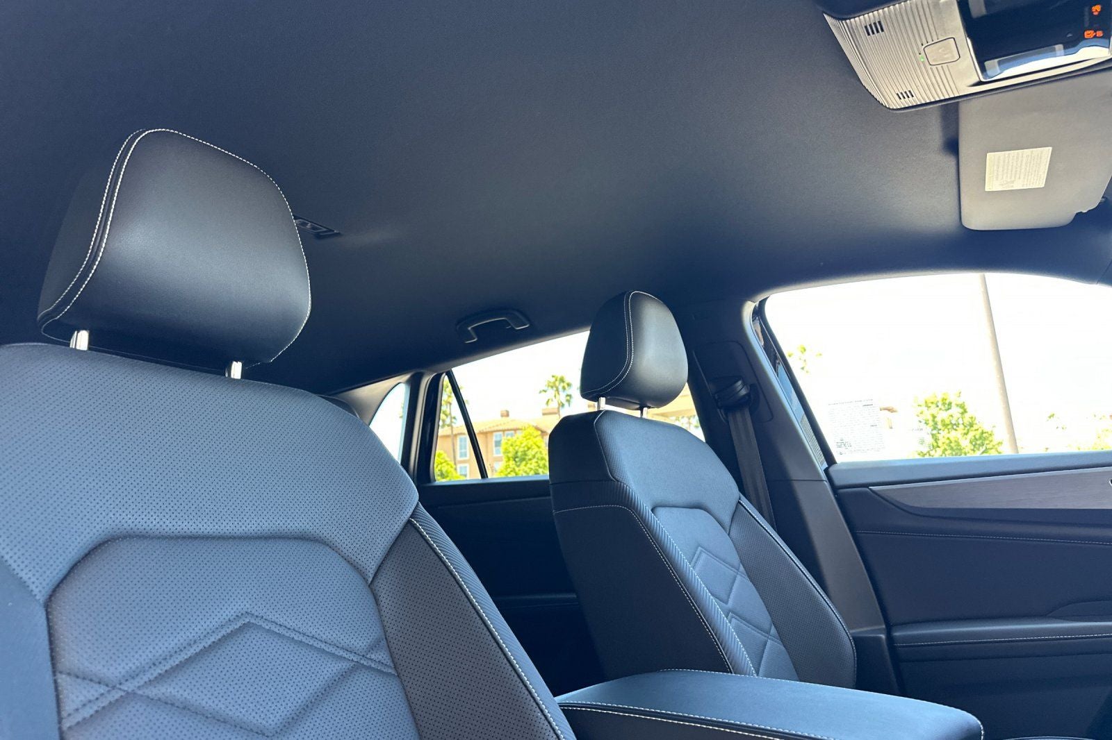 2026 Volkswagen Atlas Cross Sport SE