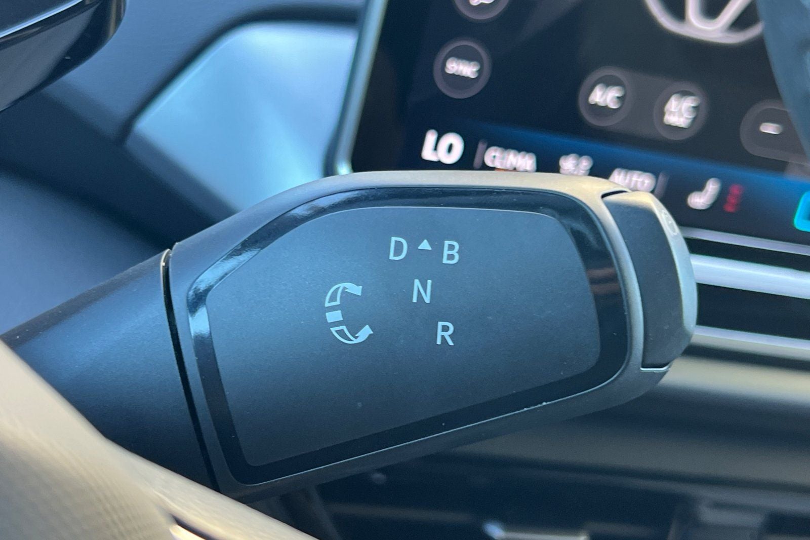 2024 Volkswagen ID.4 AWD Pro
