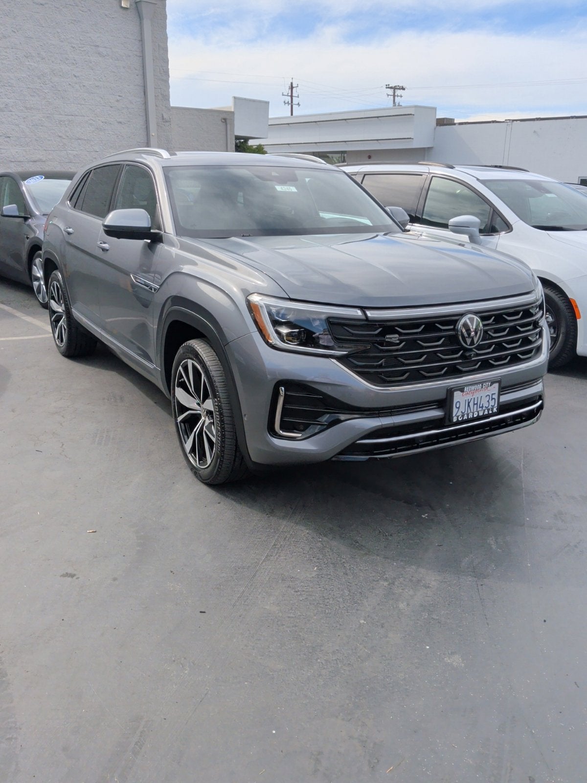 2024 Volkswagen Atlas Cross Sport 2.0T SEL Premium R-Line