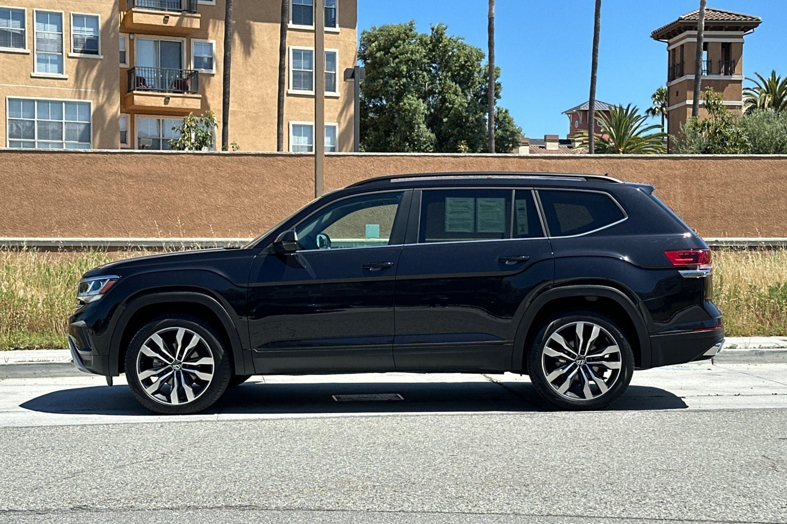 2022 Volkswagen Atlas 3.6L V6 SE w/Technology
