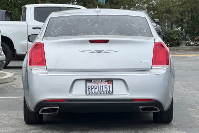2019 Chrysler 300 Touring