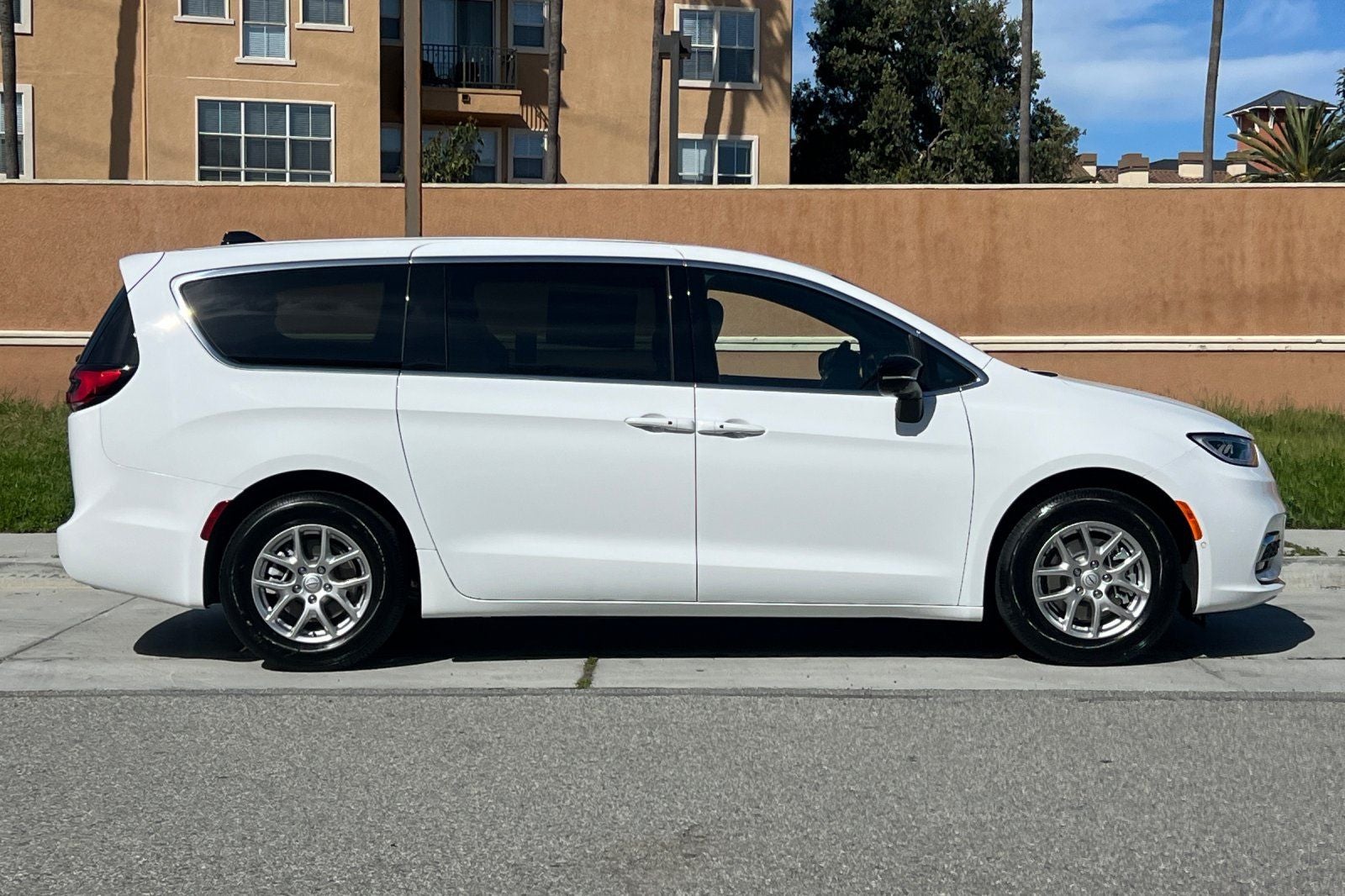 2026 Chrysler Pacifica PACIFICA SELECT