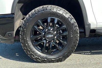 2025 Chevrolet Silverado 2500HD 4WD Crew Cab Standard Bed LTZ