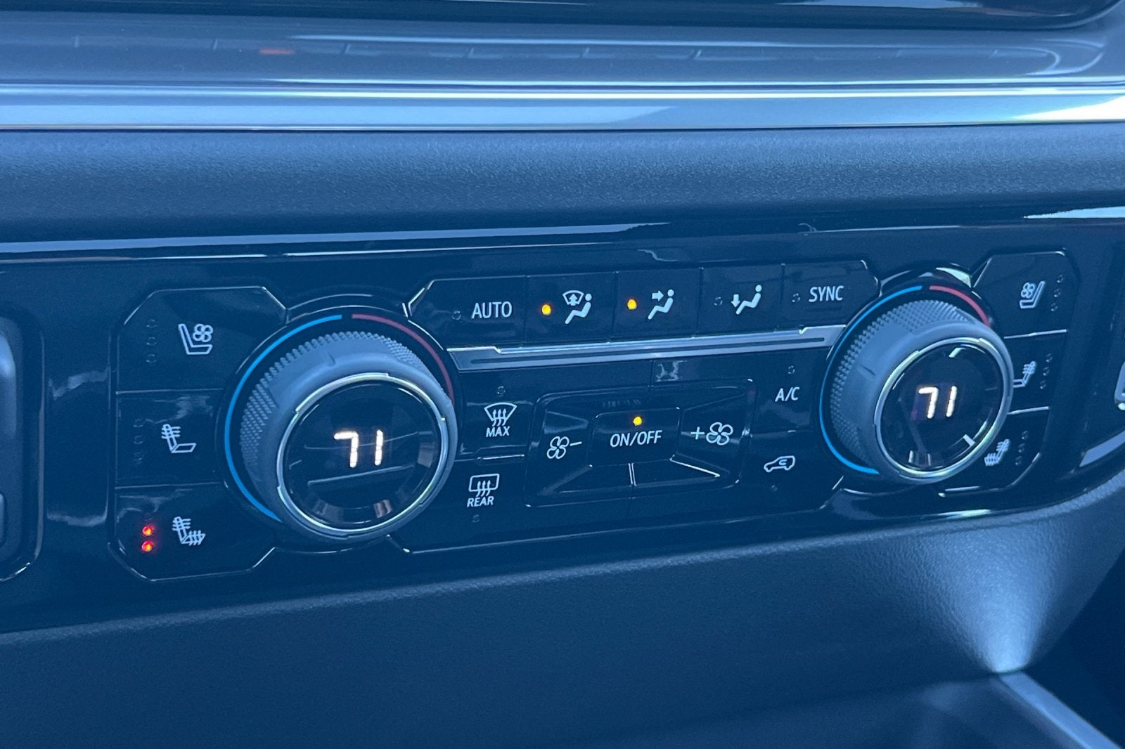 2025 Chevrolet Silverado 2500HD 4WD Crew Cab Standard Bed High Country