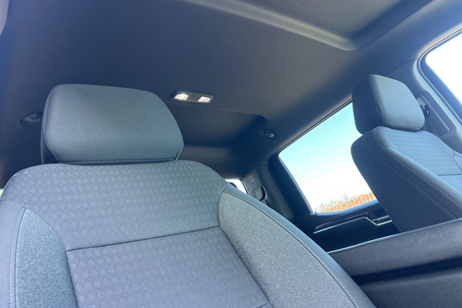 2022 Chevrolet Silverado 1500 4WD Crew Cab Standard Bed LT