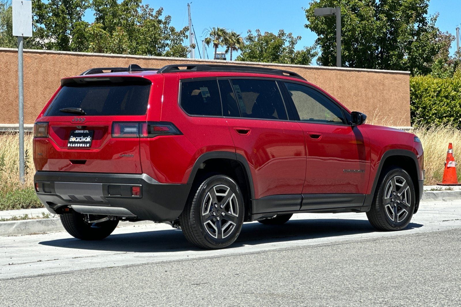 2026 Jeep Cherokee CHEROKEE LAREDO 4X4
