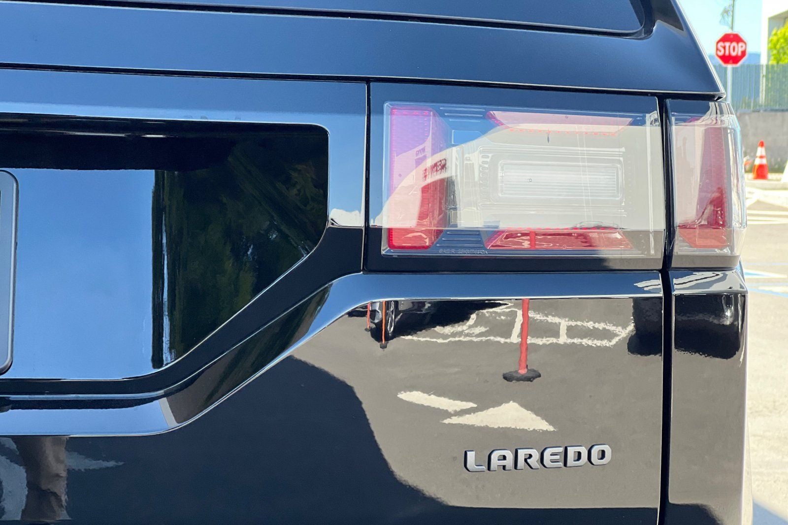2026 Jeep Cherokee CHEROKEE LAREDO 4X4
