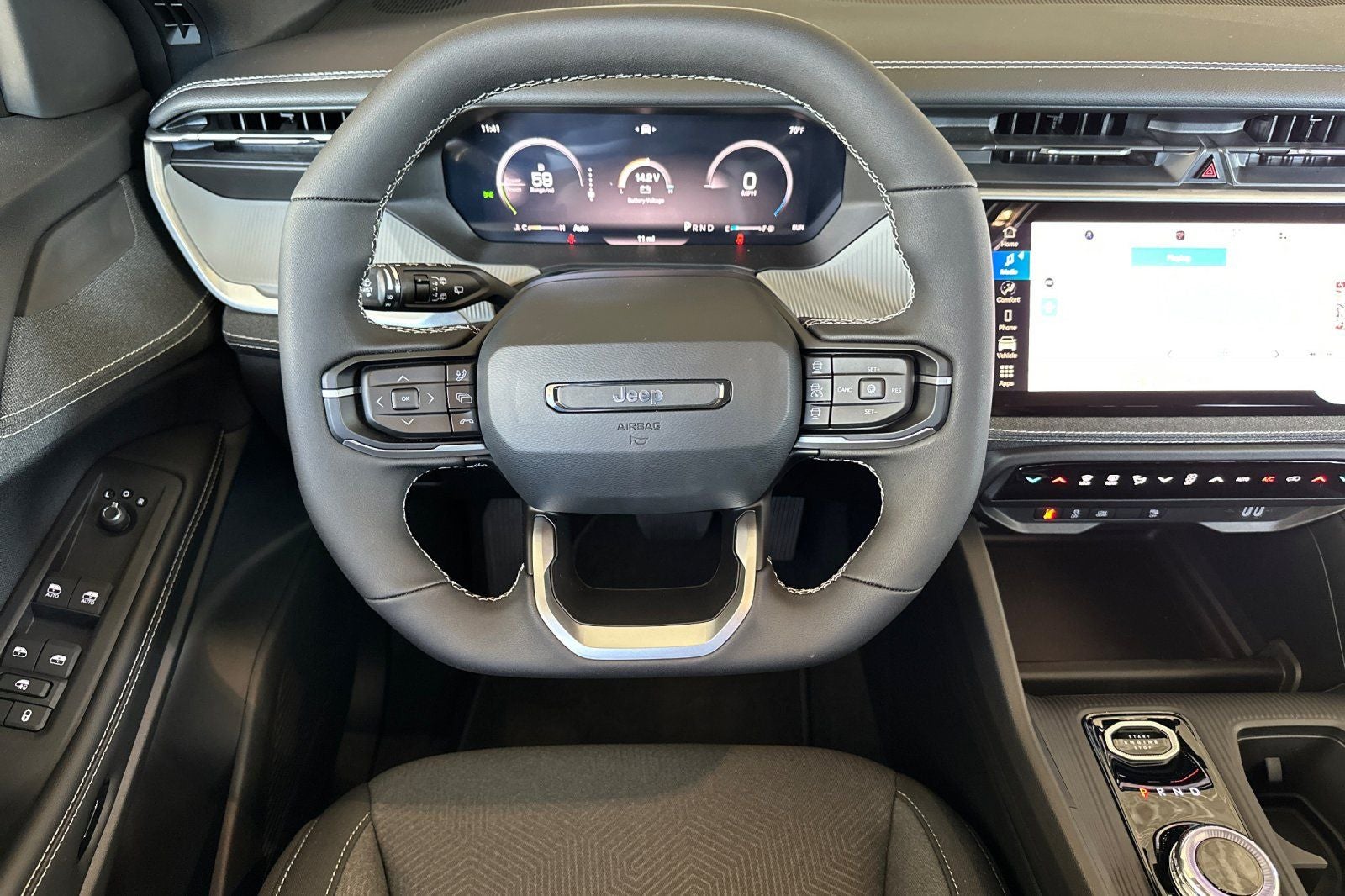 2026 Jeep Cherokee CHEROKEE LAREDO 4X4