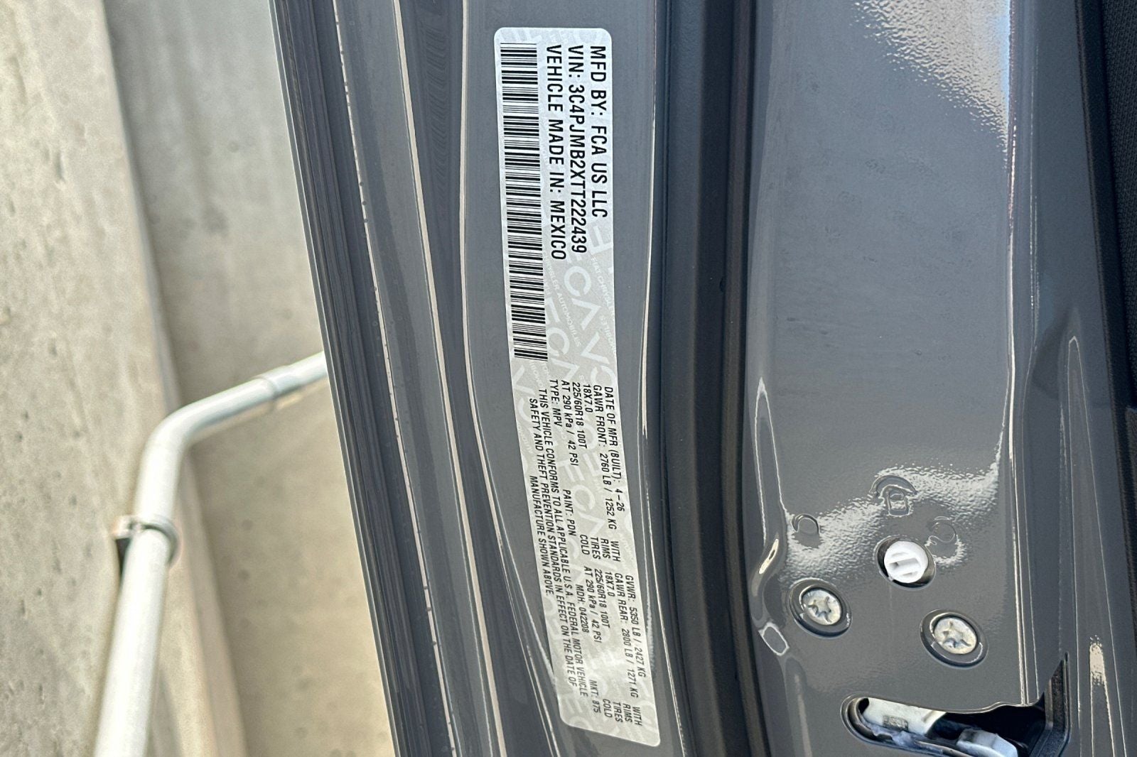 2026 Jeep Cherokee CHEROKEE LAREDO 4X4