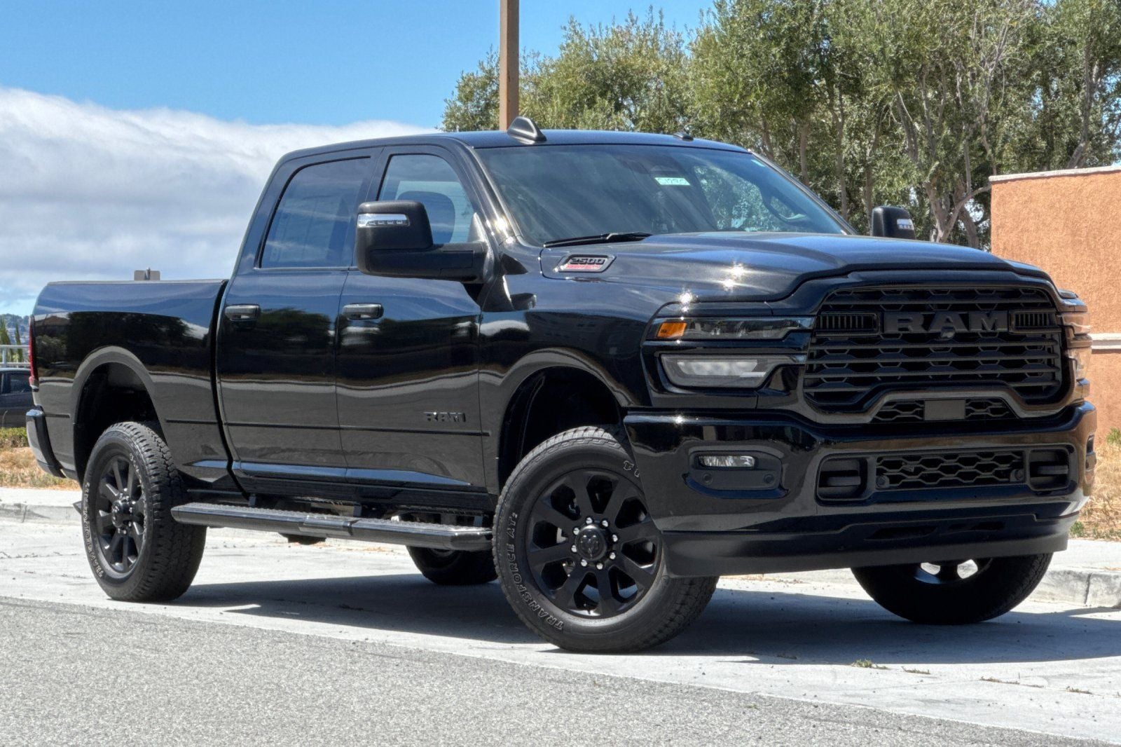 2025 RAM 2500 Big Horn Crew Cab 4x4 6'4' Box