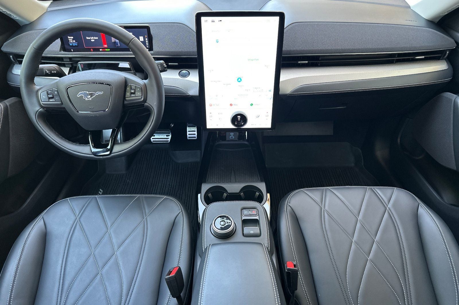 2023 Ford Mustang Mach-E California Route 1