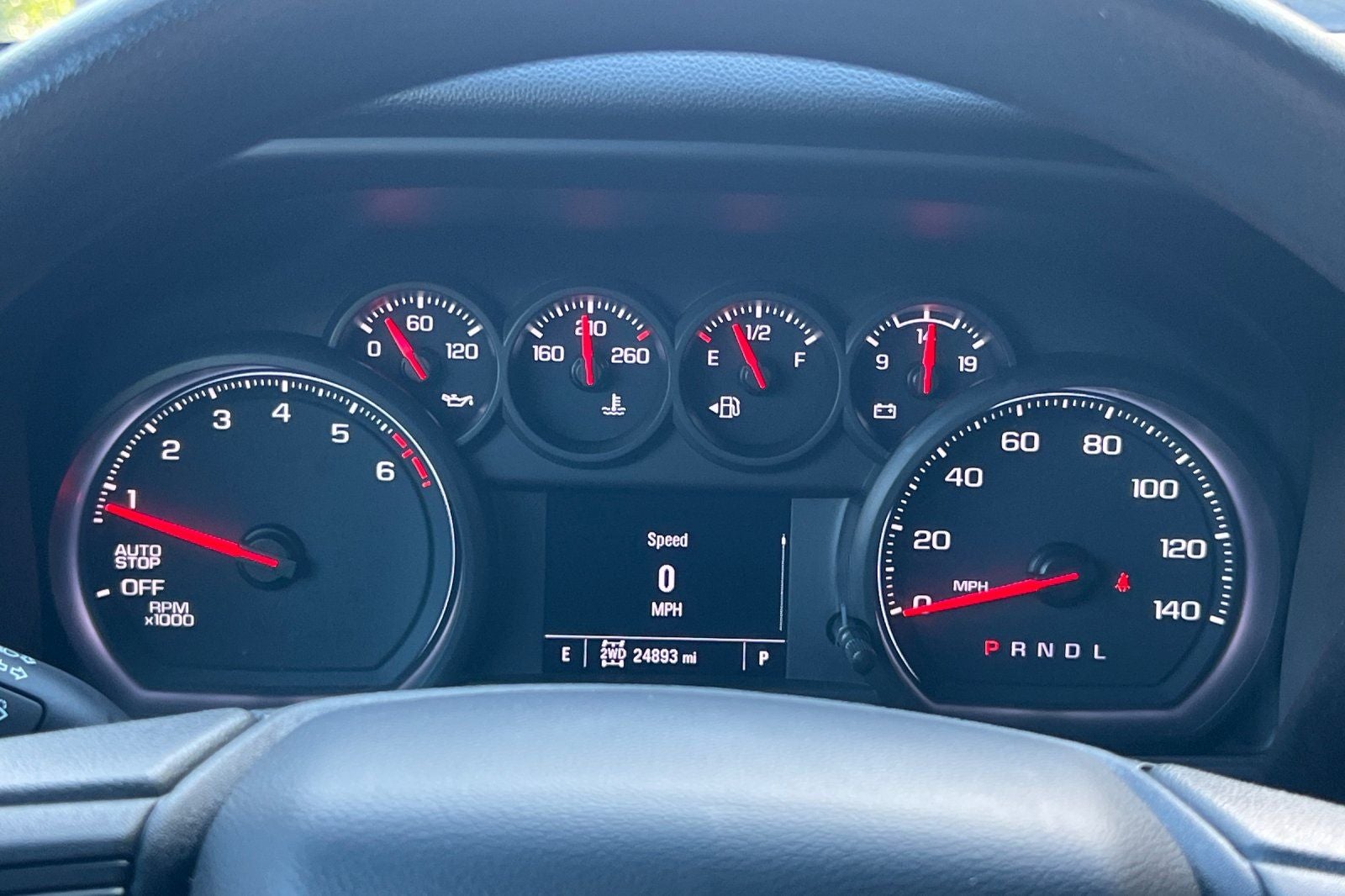 2023 Chevrolet Silverado 1500 4WD Crew Cab Short Bed Custom