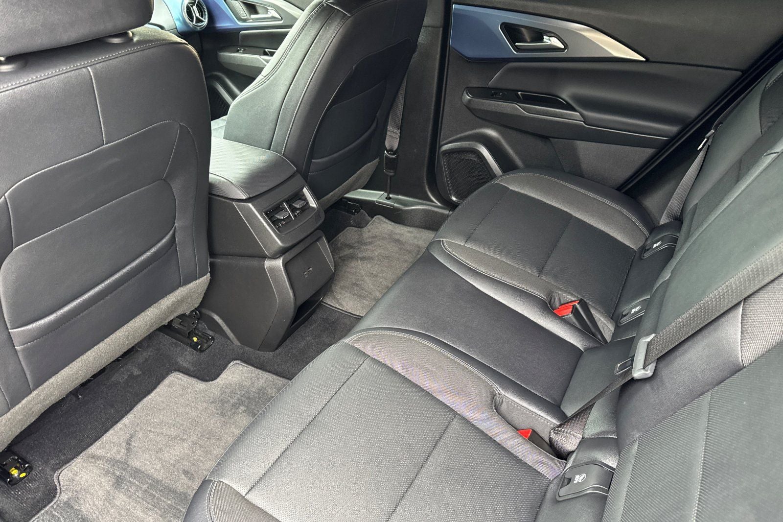 2024 Chevrolet Equinox EV LT