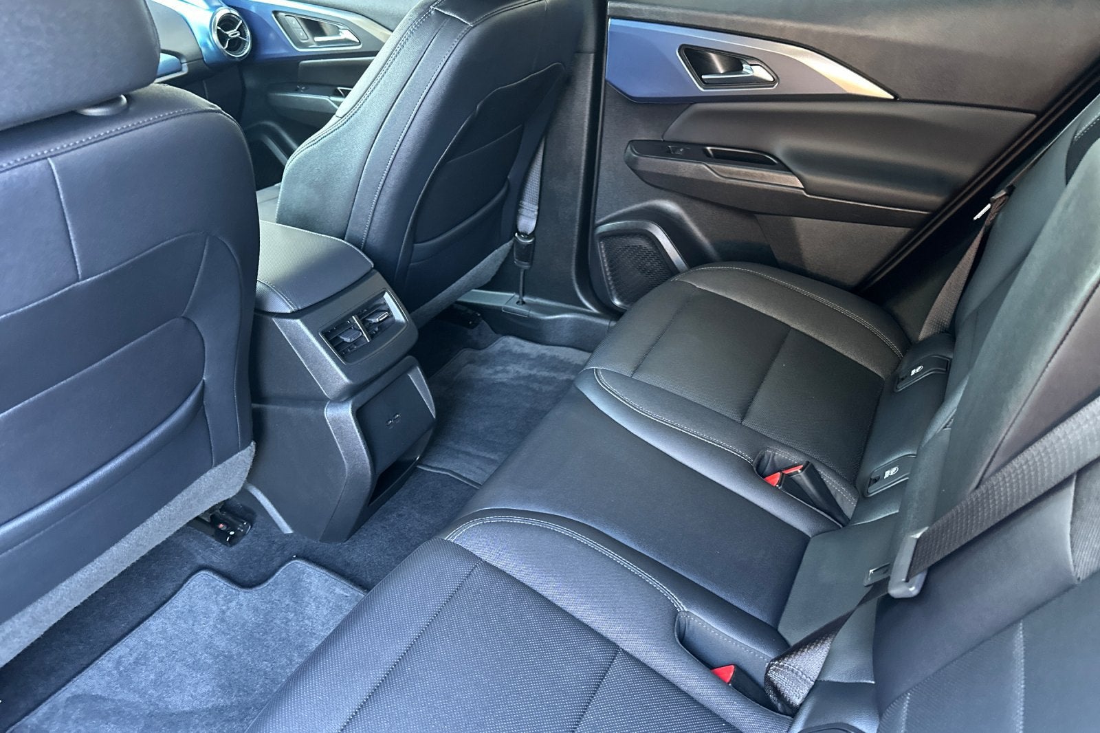 2024 Chevrolet Equinox EV LT