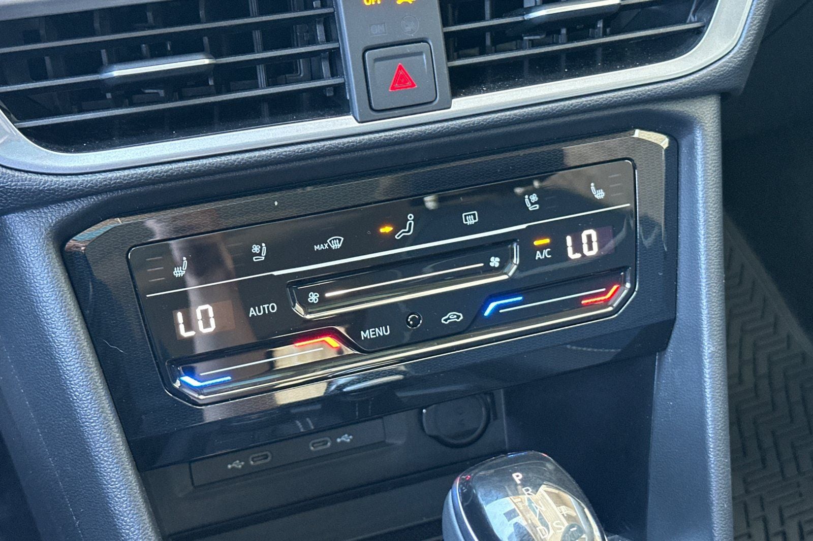 2026 Volkswagen Taos SEL