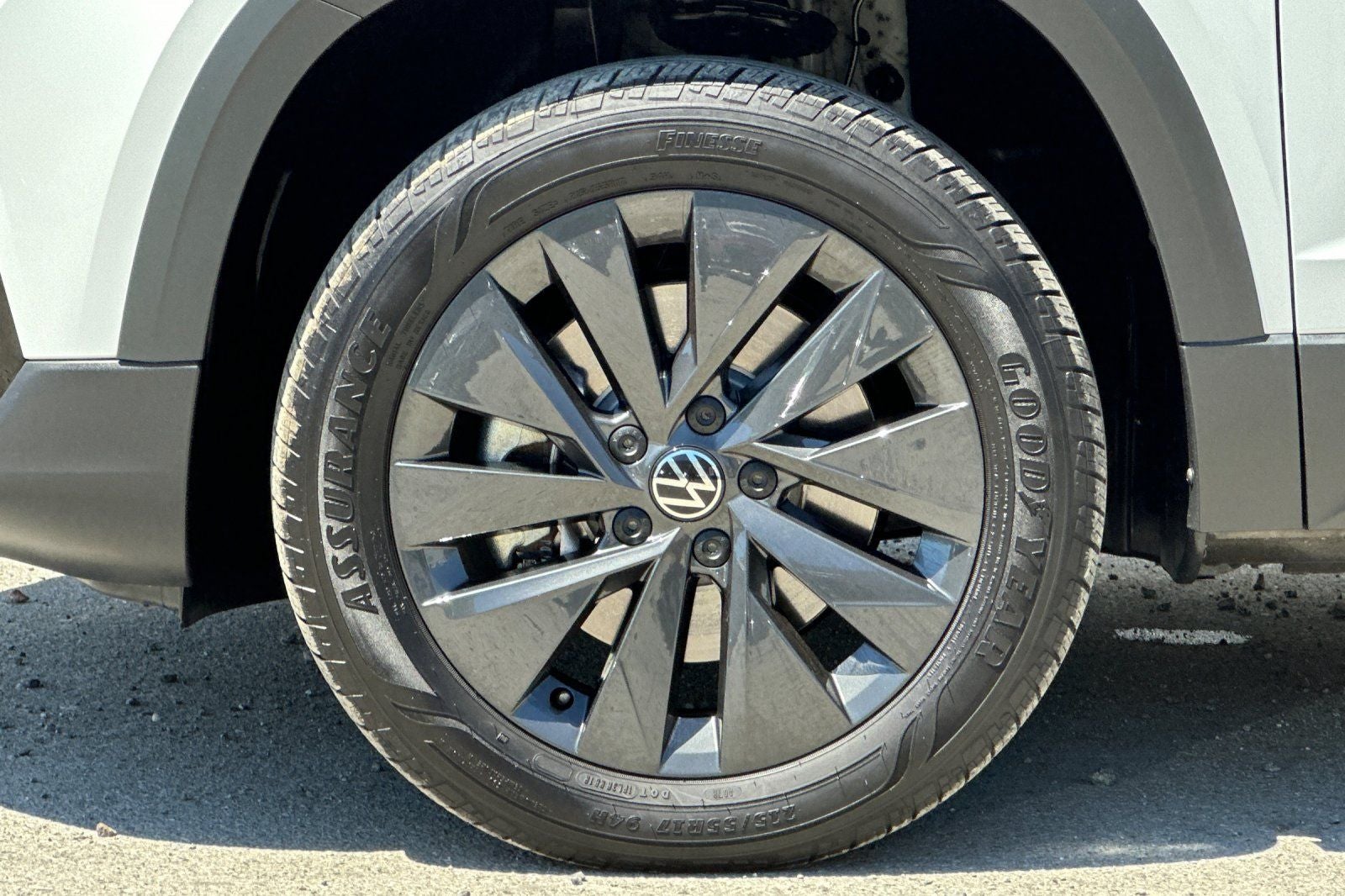 2023 Volkswagen Taos 1.5T S