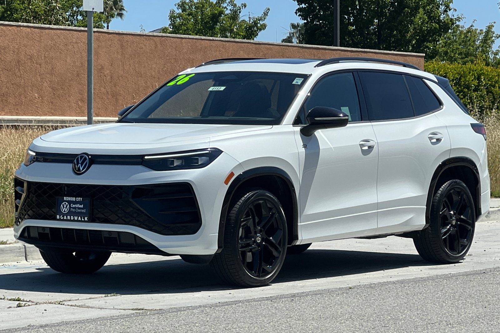 2026 Volkswagen Tiguan SE R-Line Black