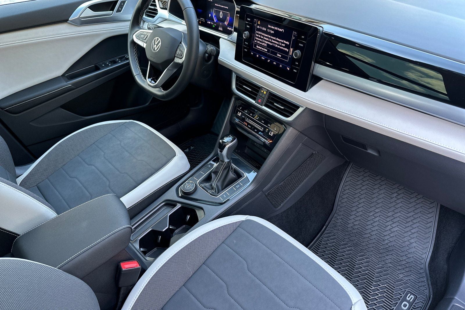 2026 Volkswagen Taos SE