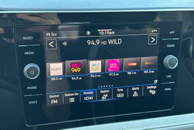 2026 Volkswagen Taos SE