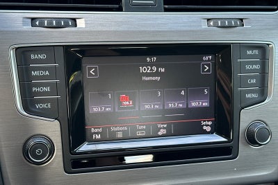 2015 Volkswagen Golf SportWagen TDI S 4-Door