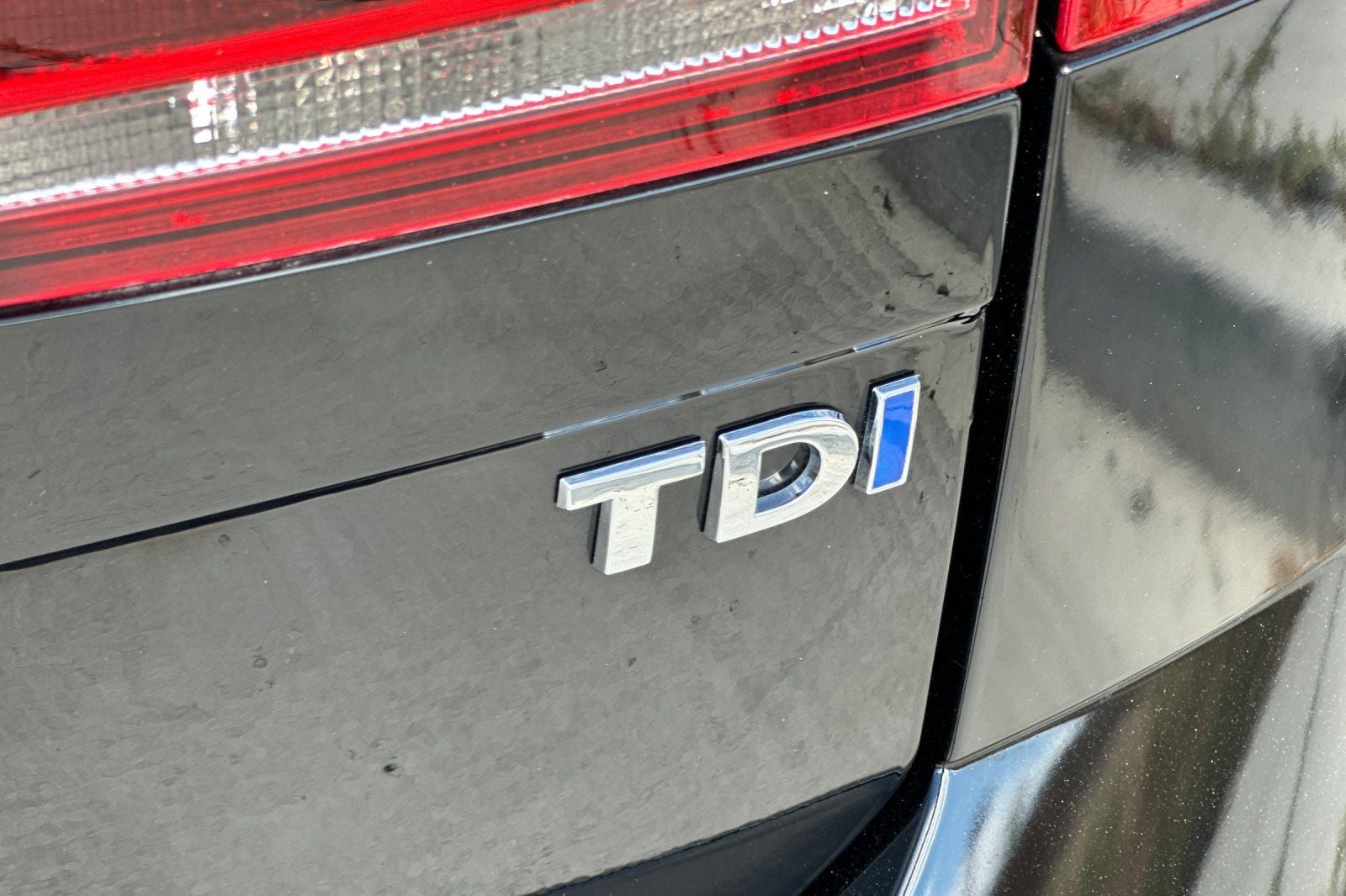 2015 Volkswagen Golf SportWagen TDI S 4-Door