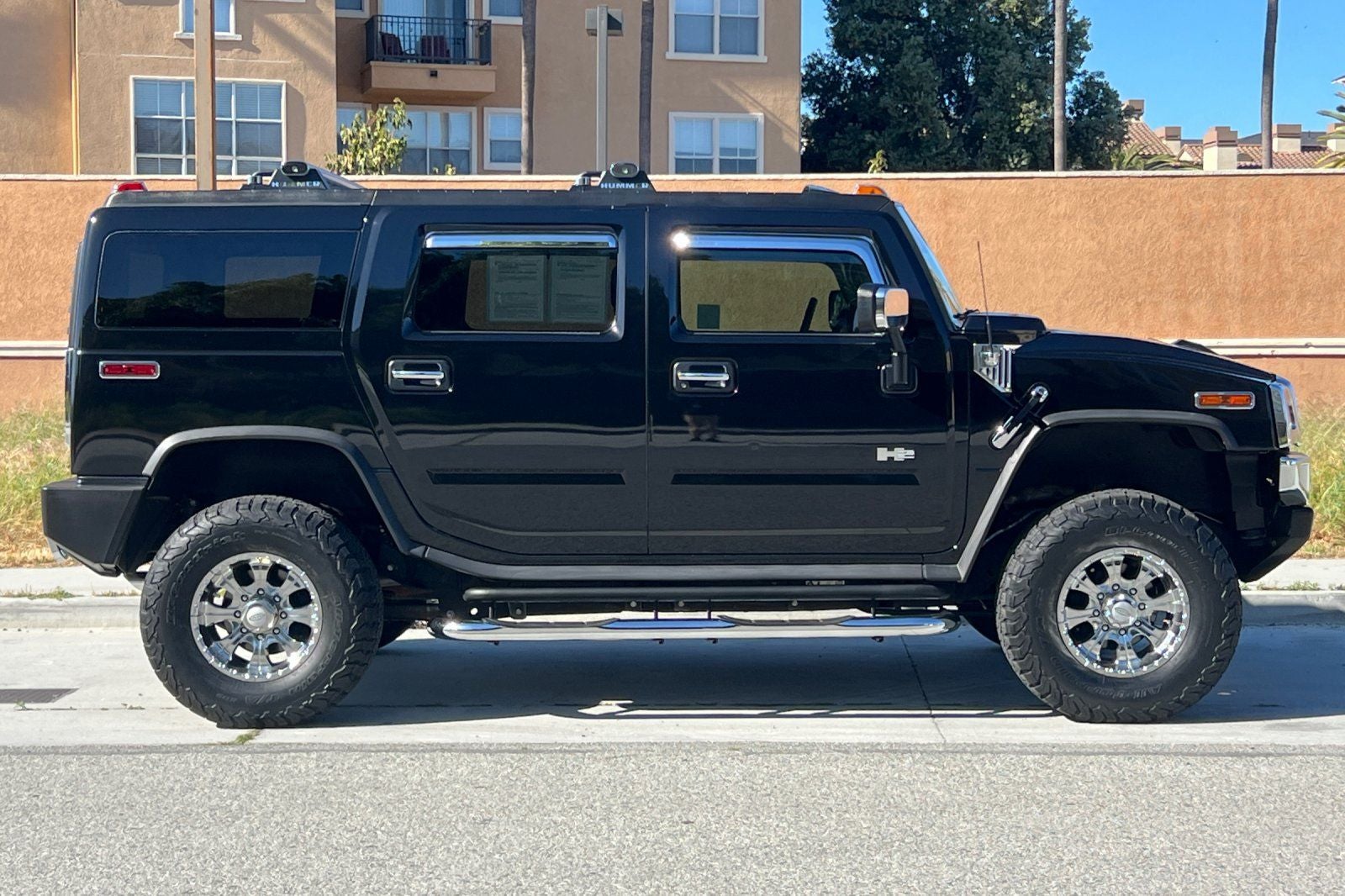 2004 Hummer H2 Base
