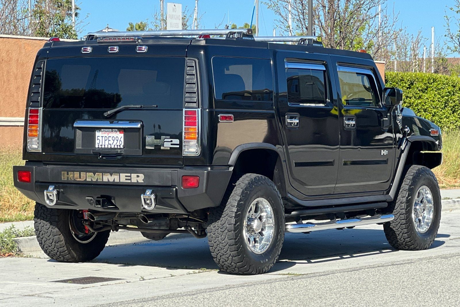 2004 Hummer H2 Base