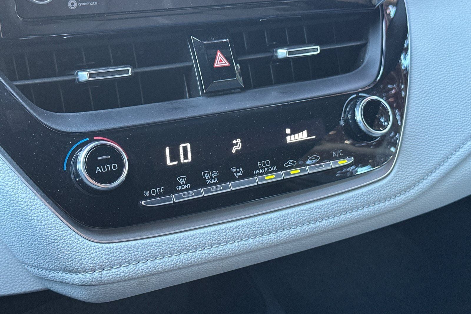2022 Toyota Corolla SE 6MT