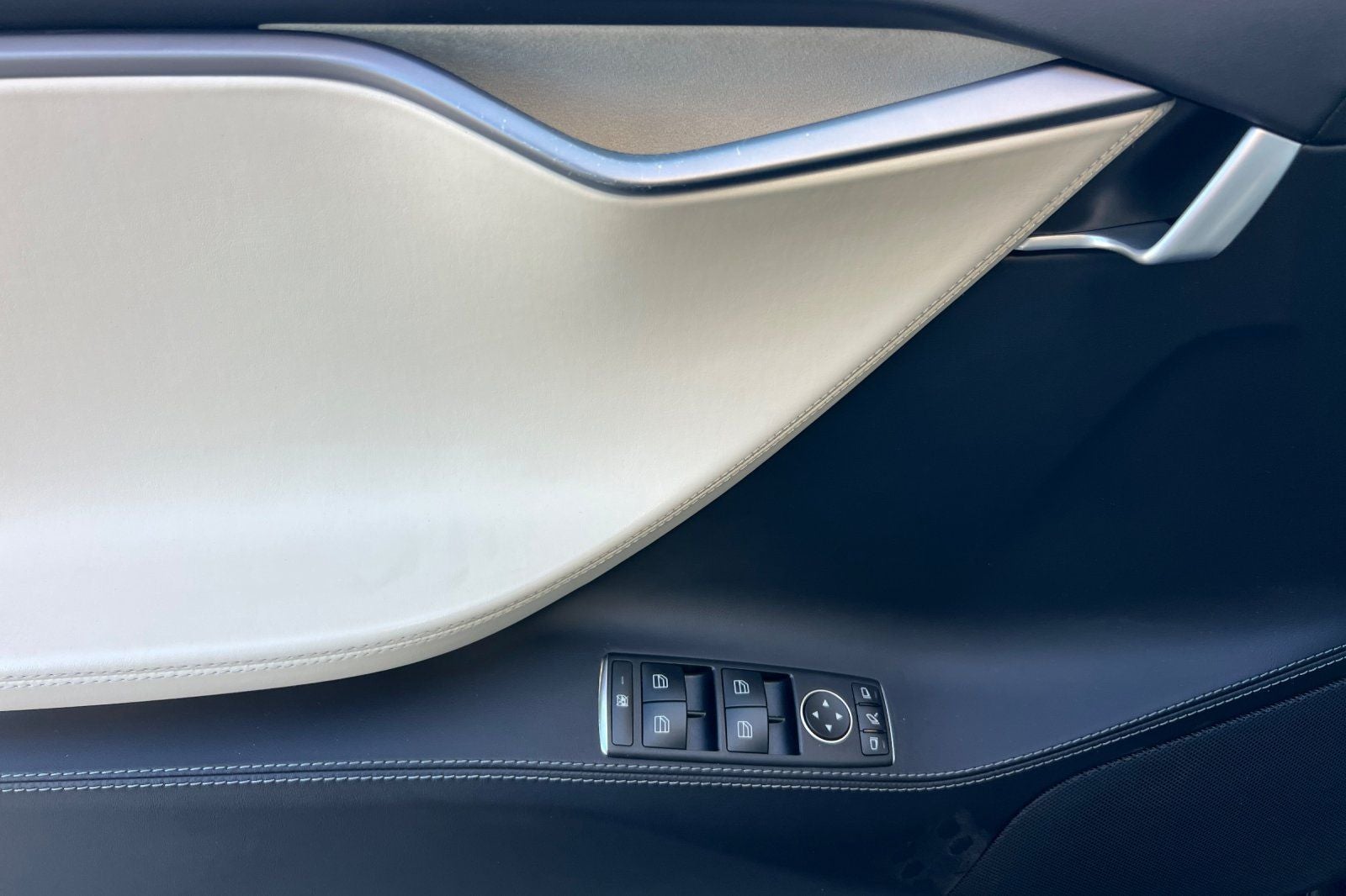 2020 Tesla Model S Long Range Plus Dual Motor All-Wheel Drive