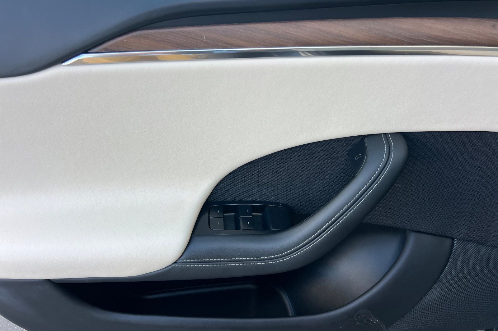2022 Tesla Model S Dual Motor All-Wheel Drive