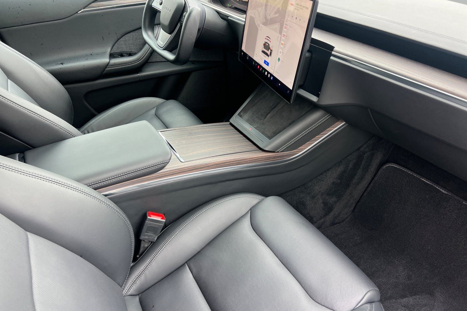 2023 Tesla Model X Standard Range