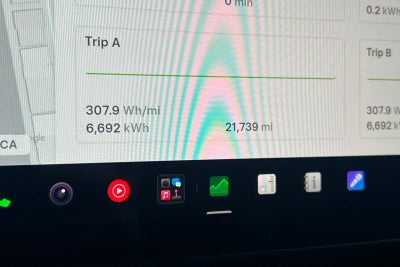 2023 Tesla Model X Standard Range