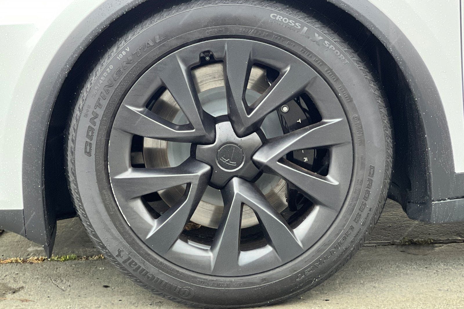 2023 Tesla Model X Standard Range