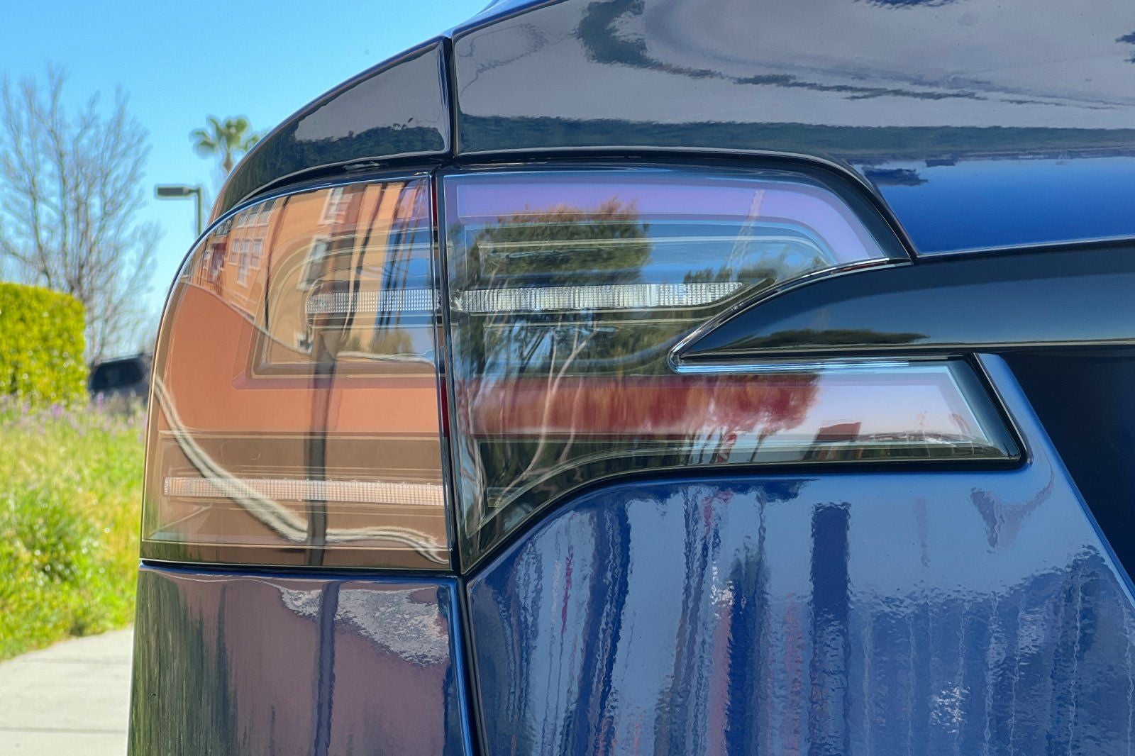 2022 Tesla Model X Plaid Tri Motor All-Wheel Drive