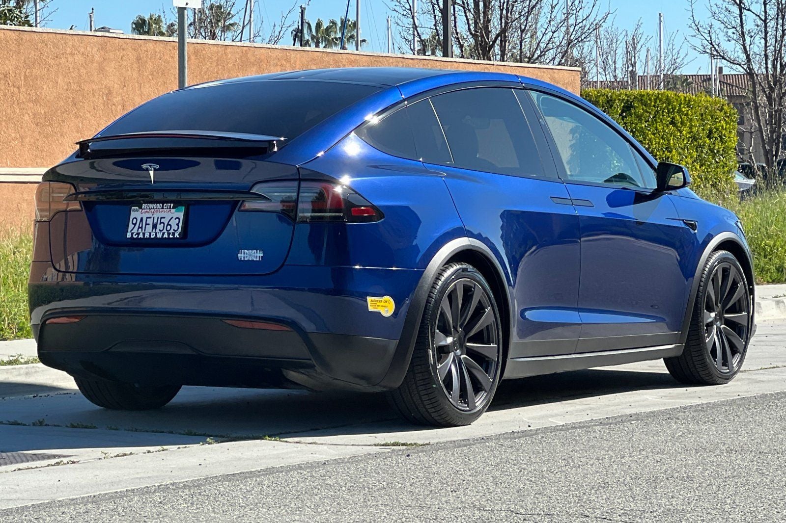 2022 Tesla Model X Plaid Tri Motor All-Wheel Drive