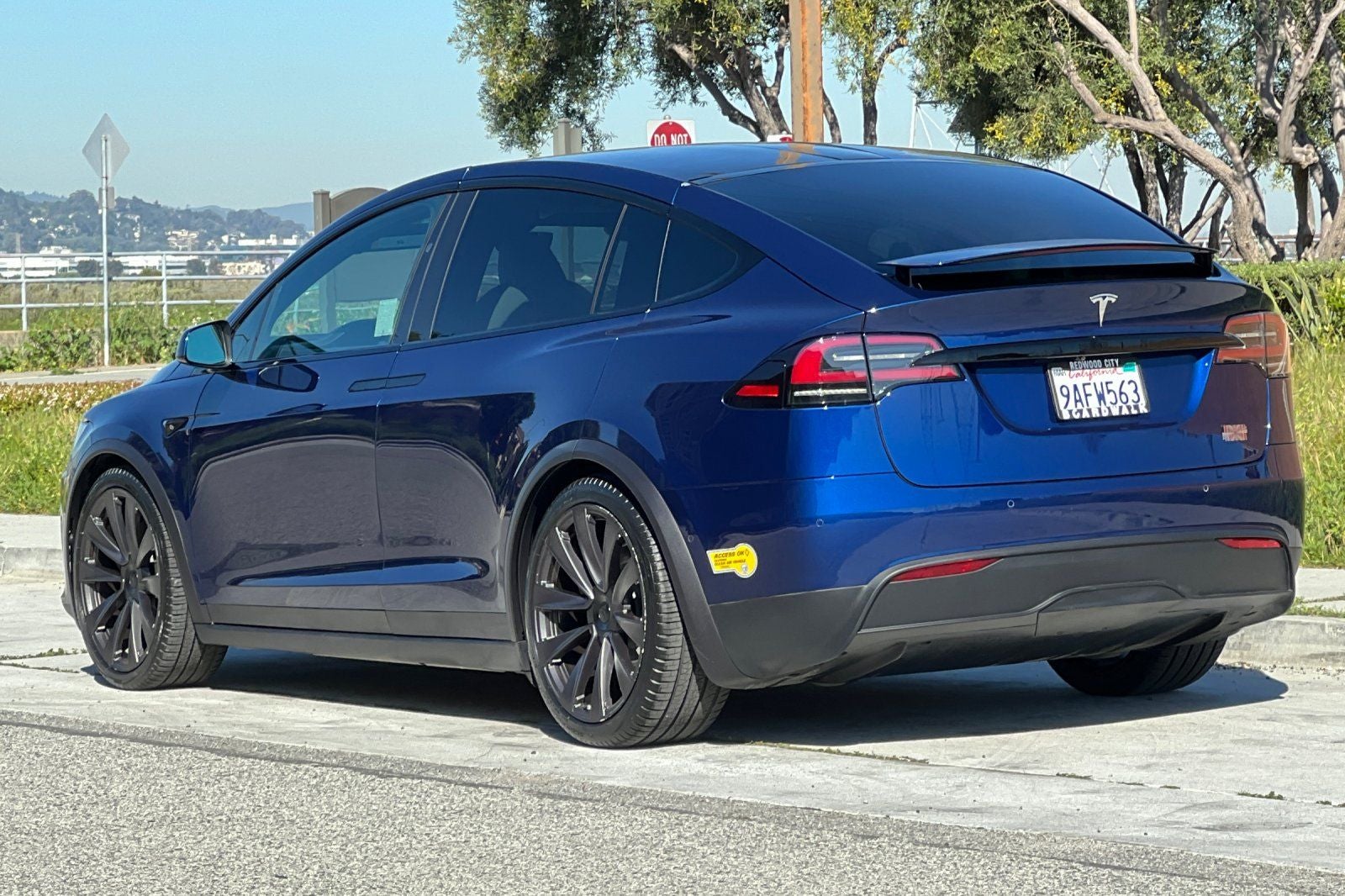 2022 Tesla Model X Plaid Tri Motor All-Wheel Drive