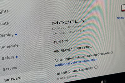 2022 Tesla Model Y Long Range Dual Motor All-Wheel Drive