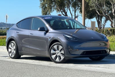 2023 Tesla Model Y Long Range Dual Motor All-Wheel Drive
