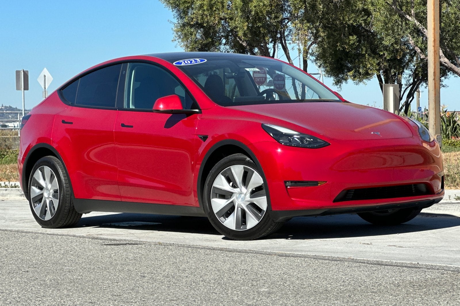 2023 Tesla Model Y Long Range Dual Motor All-Wheel Drive