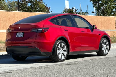 2023 Tesla Model Y Long Range Dual Motor All-Wheel Drive