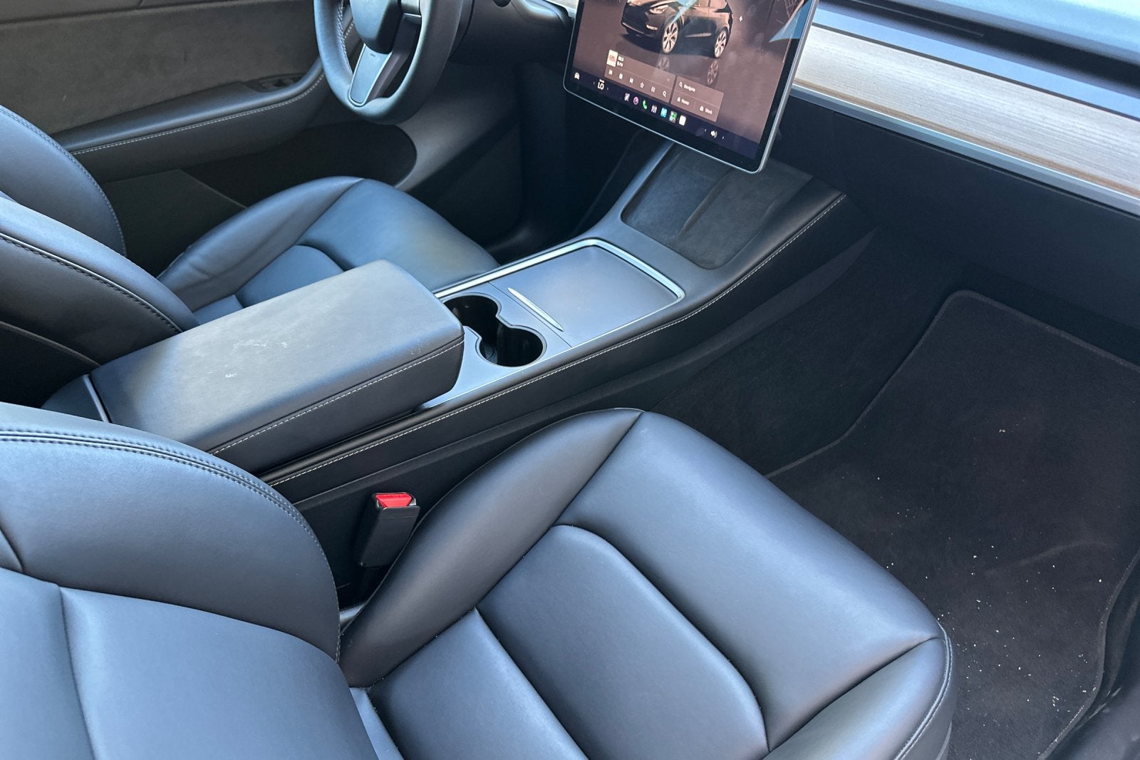 2024 Tesla Model Y Long Range Dual Motor All-Wheel Drive