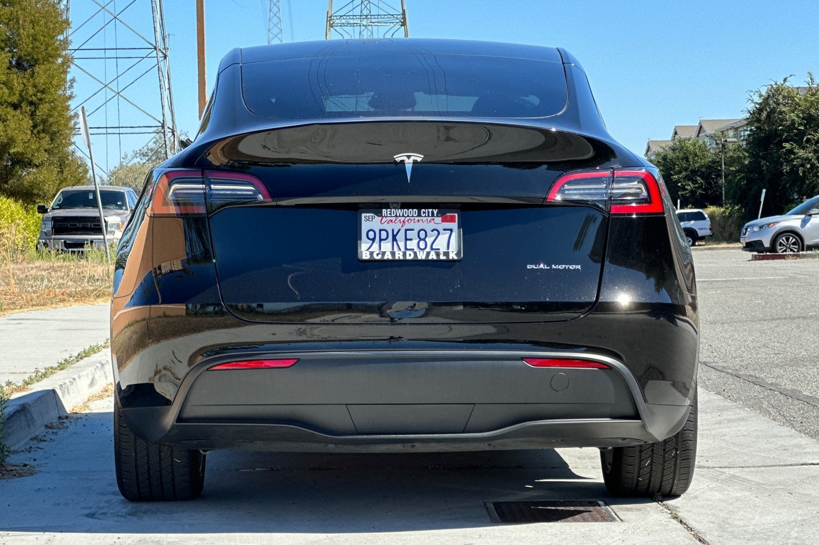 2024 Tesla Model Y Long Range Dual Motor All-Wheel Drive