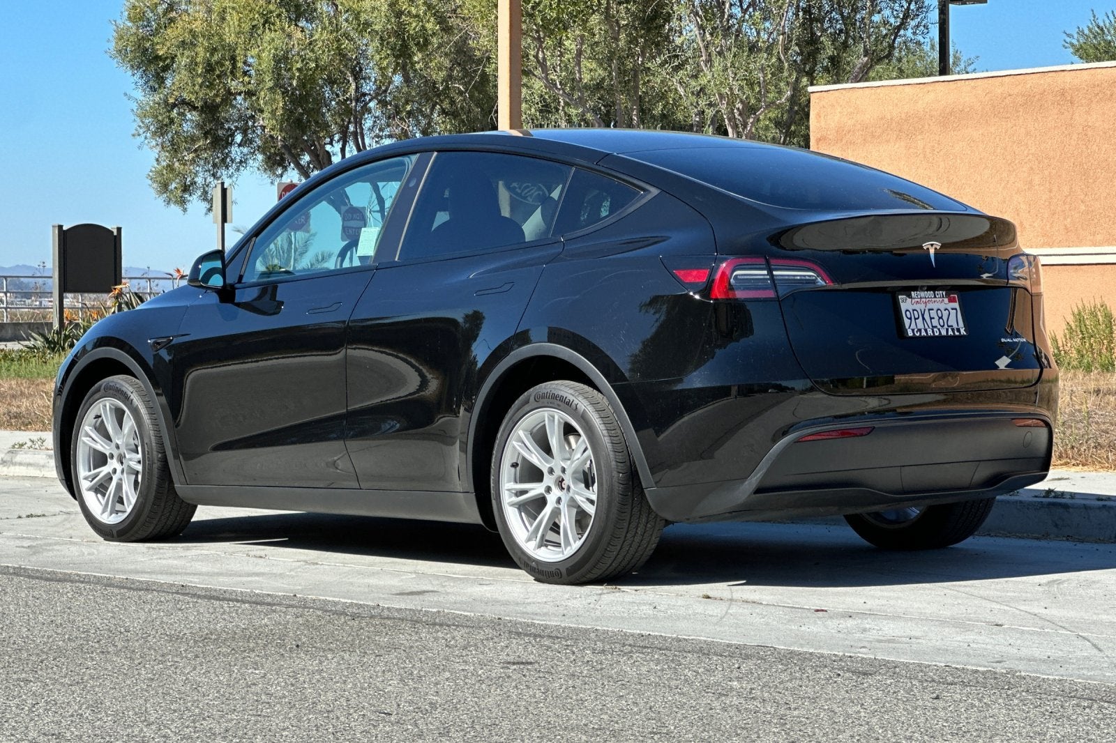 2024 Tesla Model Y Long Range Dual Motor All-Wheel Drive