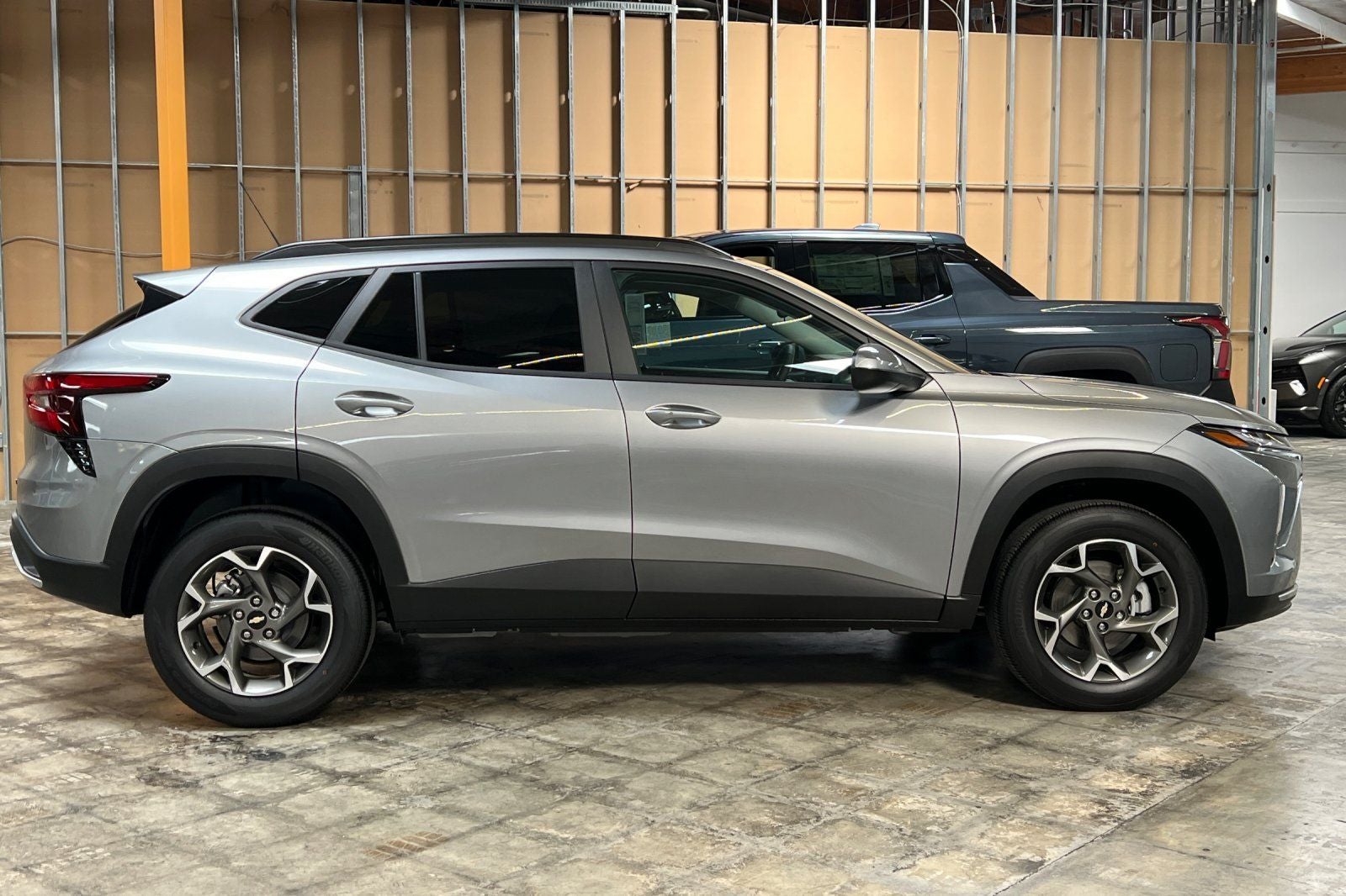 2025 Chevrolet Trax FWD LT