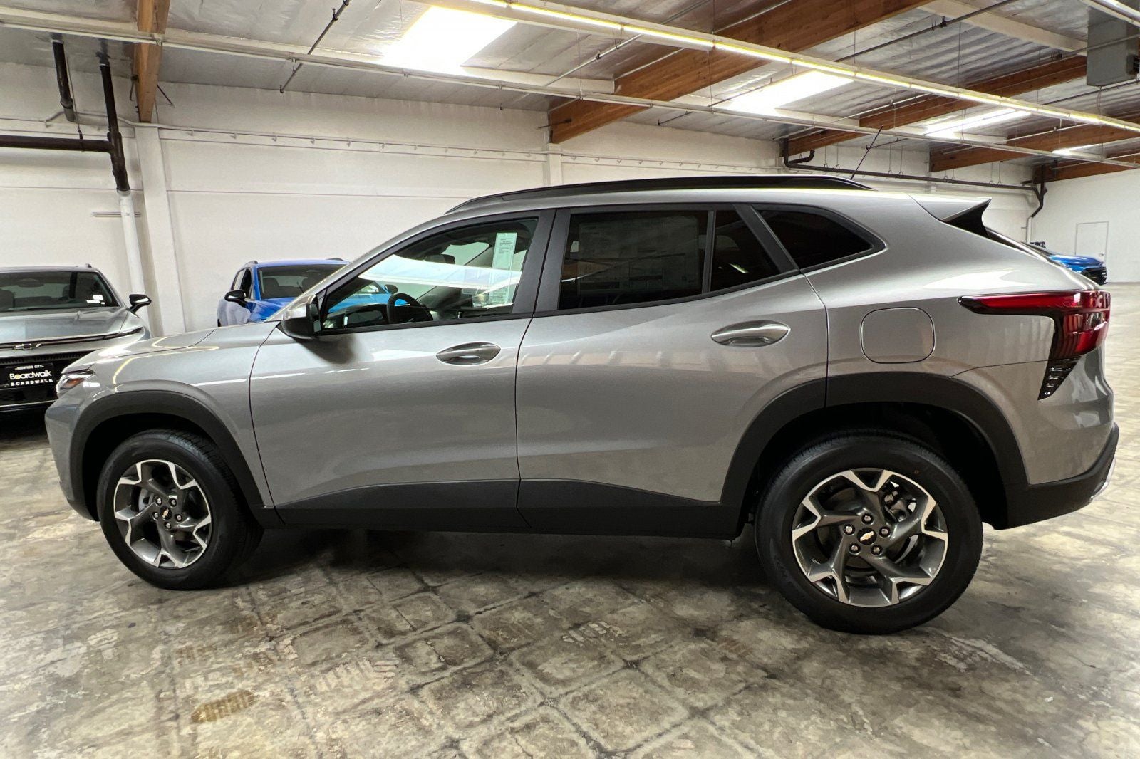2025 Chevrolet Trax FWD LT